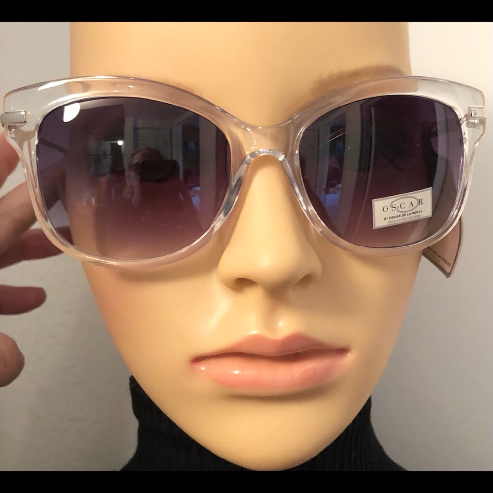 Oscar de La Renta sunglasses